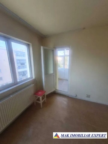 gasca-zurli-apartament-2-camere-cf-1-et-34-campulung