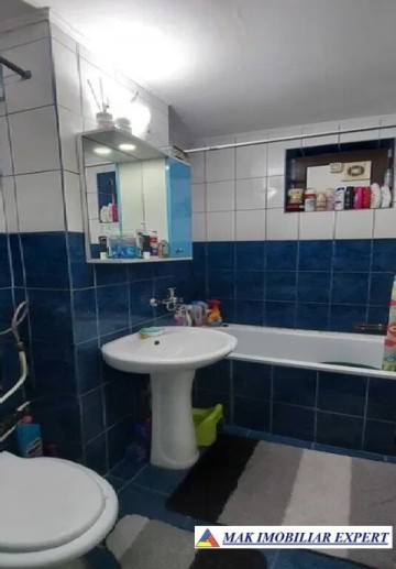 apartament-3-camere-cf-1-et-24-campulung-7