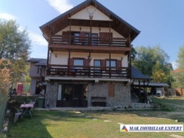 vila-tip-pensiune-cu-7-camere-si-teren-de-1000-mp-de-vanzare-in-bughea-de-jos-ideala-pentru-afaceri-turistice-sau-locuinta-de-familie-2