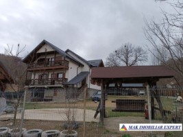 vila-tip-pensiune-cu-7-camere-si-teren-de-1000-mp-de-vanzare-in-bughea-de-jos-ideala-pentru-afaceri-turistice-sau-locuinta-de-familie-4