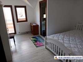 vila-tip-pensiune-cu-7-camere-si-teren-de-1000-mp-de-vanzare-in-bughea-de-jos-ideala-pentru-afaceri-turistice-sau-locuinta-de-familie-14