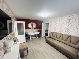 de-inchiriat-apartament-2-camere-zona-pietonalul-unirii-pret-400-1