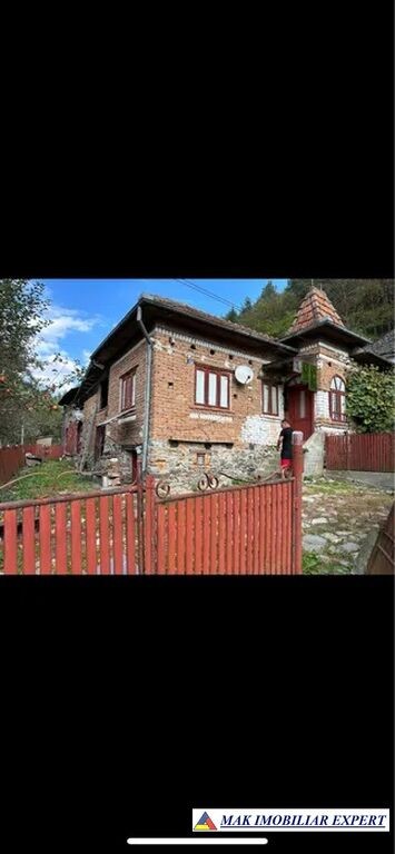 casa-4-camere-de-vanzare-cu-teren-de-690-mp-in-stoenesti-arges