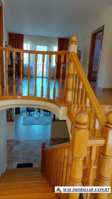 vila-4-camere-cu-teren-de-4000-mp-de-vanzare-stalpeni-arges-2