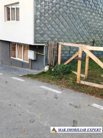 vila-la-rosu-13-camere-teren-1500-mp-de-vanzare-in-rucar-arges-5