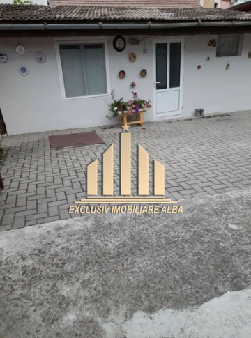 casa-de-vanzare-cetate-6