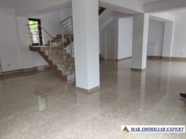 spatiu-comercial-300-mp-campulung-1