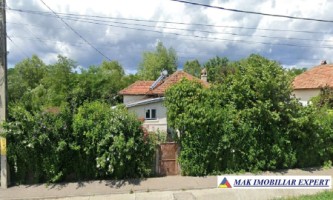 casa-3-camere-cu-teren-1000-mp-de-vanzare-in-apa-sarata-campulung-muscel-arges-1
