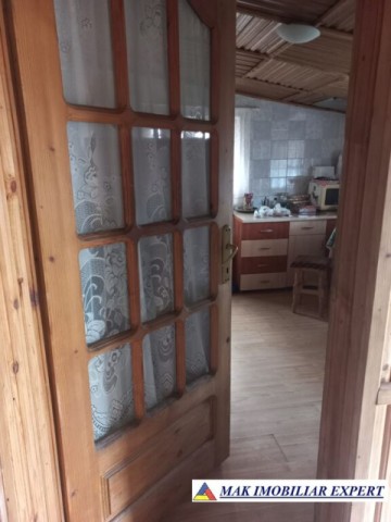 casa-3-camere-cu-teren-1000-mp-de-vanzare-in-apa-sarata-campulung-muscel-arges-7
