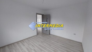 casa-noua-de-vanzare-pe-un-nivel-p-in-zona-alba-micesti-4