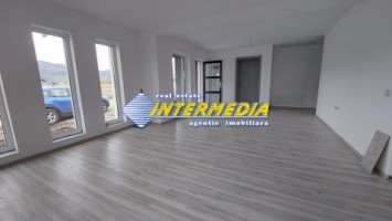 casa-noua-de-vanzare-pe-un-nivel-p-in-zona-alba-micesti-11
