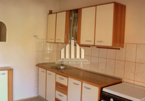 casa-de-vanzare-pe-un-singur-nivel-zona-semicentral-3