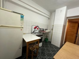 inchiriere-apartament-cu-1-camera-hala-centrala-6