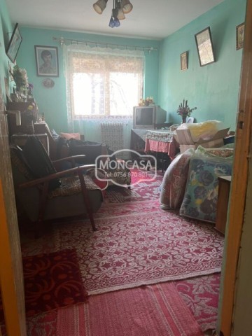apartament-3-camere-zona-primaverii-scoala-12-etaj-2-0