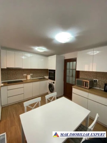 apartament-4-camere-cf-1-et-14-campulung-5