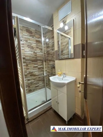 apartament-4-camere-cf-1-et-14-campulung-7