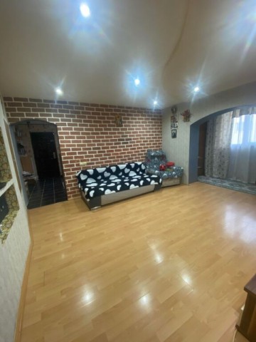apartament-2-camere-zona-capat-1-suprafata-de-52-mp-utili-43500-euro-neg-1