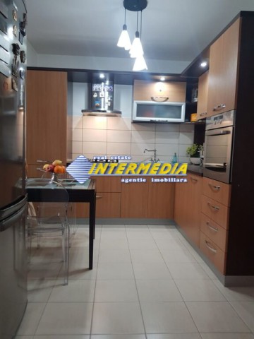 apartament-cu-3-camere-bloc-nou-cu-garaj-etaj-1-1