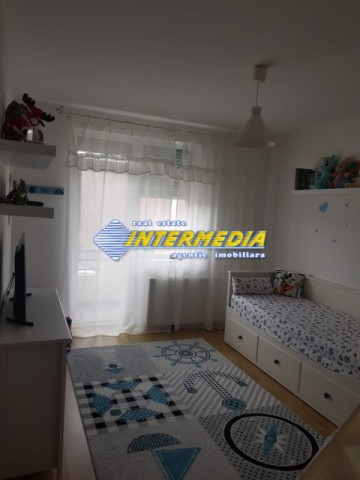 apartament-cu-3-camere-bloc-nou-cu-garaj-etaj-1-4
