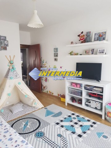 apartament-cu-3-camere-bloc-nou-cu-garaj-etaj-1-8