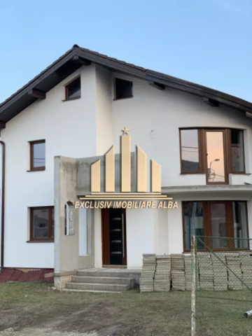 casa-de-vanzare-cetate-3