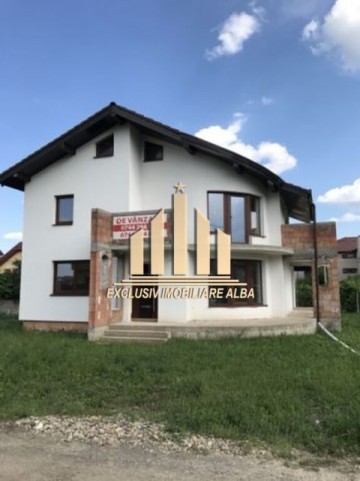 casa-de-vanzare-cetate-12
