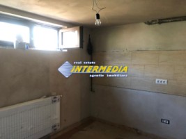 casa-noua-in-cetate-zona-piata-teren-565-mp-de-vanzare-28