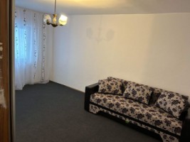 apartament-3-camere-de-inchiriat-zona-mall-3