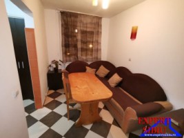 inchiriez-apartament-3-camere-renovat-zona-vasile-aaron-0