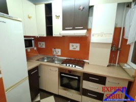 inchiriez-apartament-3-camere-renovat-zona-vasile-aaron-2