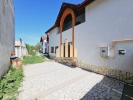 casa-individuala-de-vanzare-maieri-1