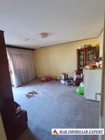 apartament-3-camere-confort-1-etaj-44-campulung-muscel-arges-2