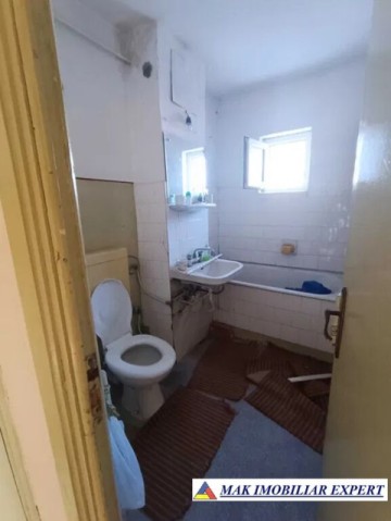 apartament-3-camere-confort-1-etaj-44-campulung-muscel-arges-13