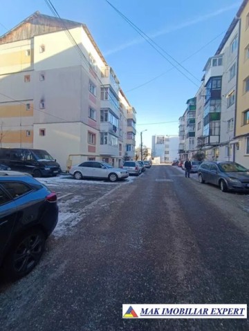 apartament-3-camere-confort-1-etaj-44-campulung-muscel-arges-17