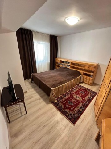 de-vanzare-apartament-cu-2-camere-garaj-zona-zorilor-1