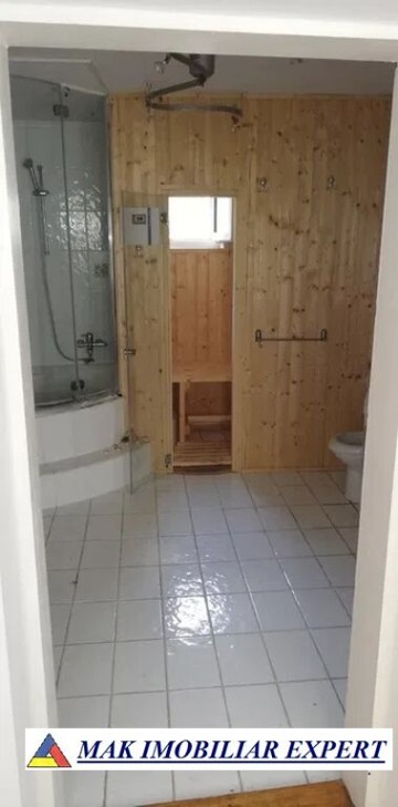 vila-cu-4-camere-si-teren-de-4500-mp-leresti-arges-7