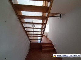 vila-cu-4-camere-si-teren-de-4500-mp-leresti-arges-23