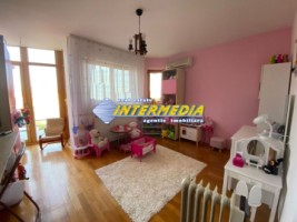 vanzare-casa-de-vanzare-dp1-finisata-cu-garaj-si-curte-si-800-mp-teren-6