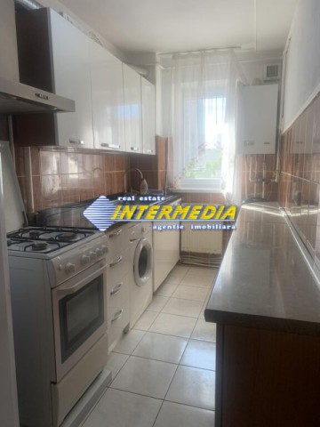 apartament-2-camere-de-inchiriat-alba-iulia-cetate-pe-bulevard-etaj-2-8