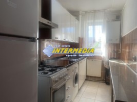 apartament-2-camere-de-inchiriat-alba-iulia-cetate-pe-bulevard-etaj-2-7