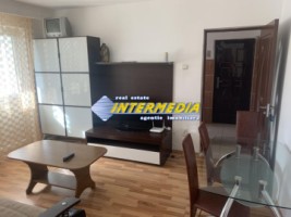 apartament-2-camere-de-inchiriat-alba-iulia-cetate-pe-bulevard-etaj-2-11