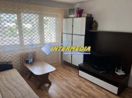 apartament-2-camere-de-inchiriat-alba-iulia-cetate-pe-bulevard-etaj-2-21