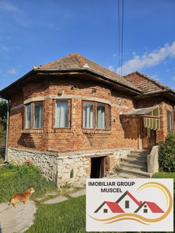 casa-din-caramide-cu-4-camere-in-valea-mare-pravat-pret-58000-euro