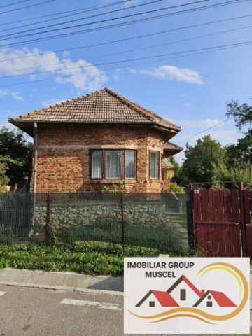 casa-din-caramide-cu-4-camere-in-valea-mare-pravat-pret-55000-euro-2