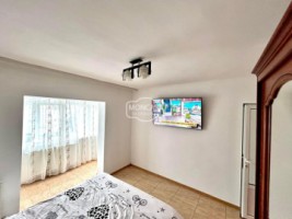 apartament-3-camere-zona-biserica-duminica-mare-etaj-4-7