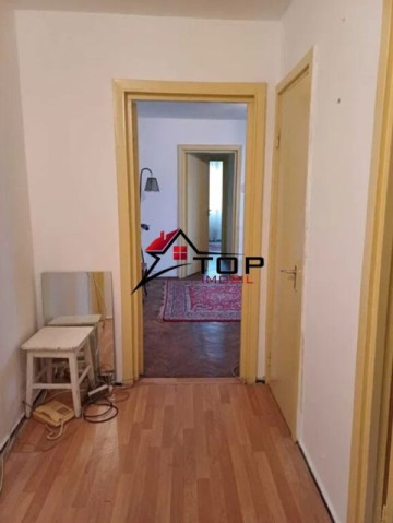 apartament-3-camere-semidecomandat-podu-ros-1001-articole-1