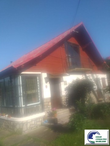 casa-de-vanzare-cu-5-camere-situata-in-cornu-5