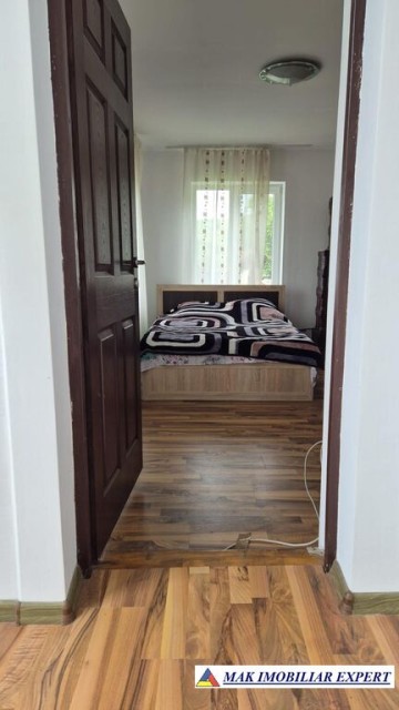 vila-4-camere-cu-teren-500-mp-de-vanzare-in-apa-sarata-campulung-muscel-arges-ideala-pentru-locuinta-modern-10