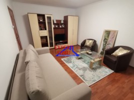 inchiriez-apartament-3-camere-decomandatcu-garaj-zona-centrala-1