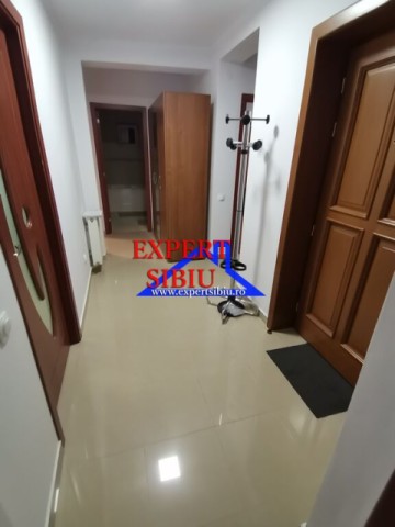 inchiriez-apartament-3-camere-decomandatcu-garaj-zona-centrala-10